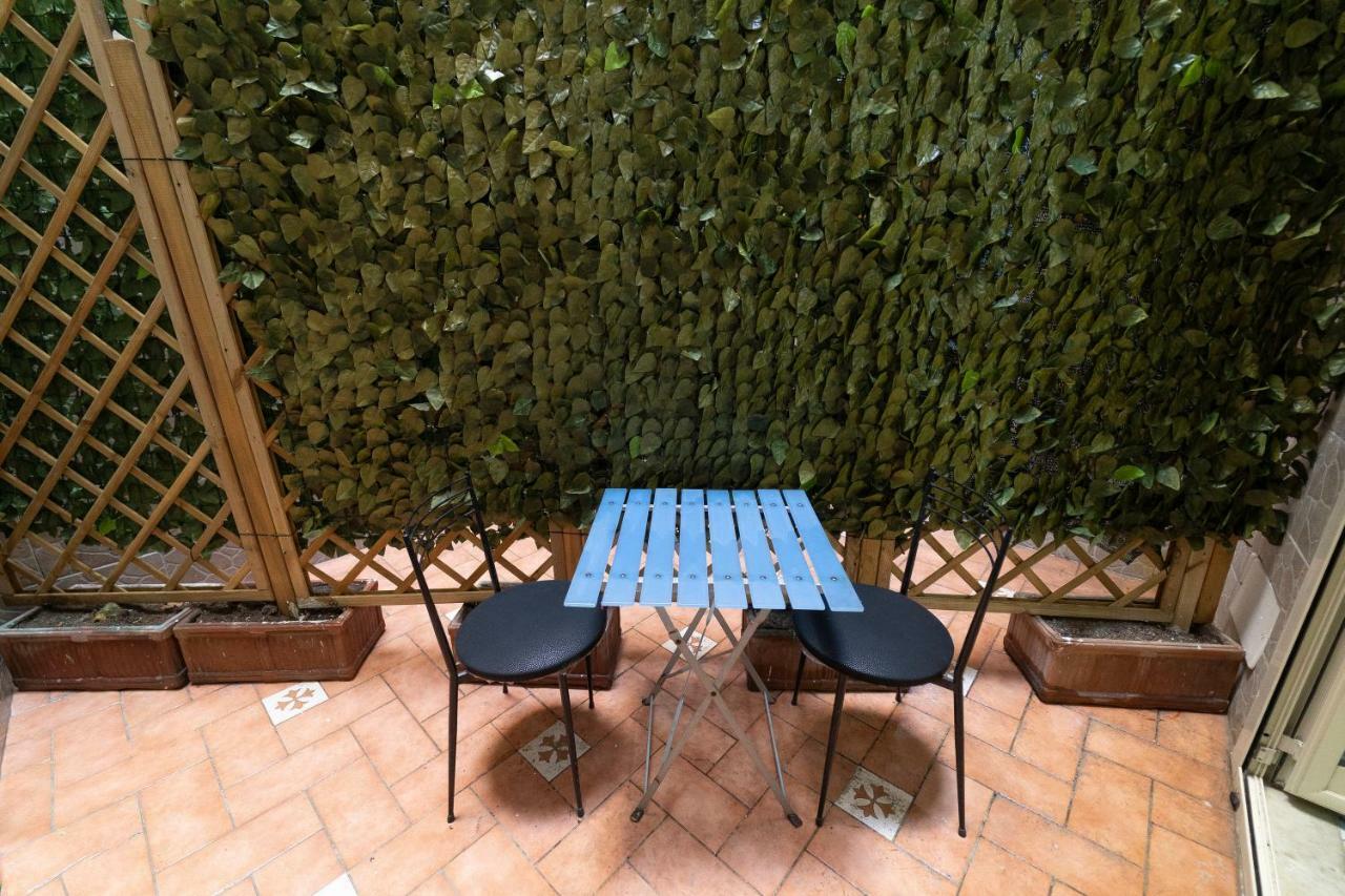 Una Stanza Al Museo Nápoles Exterior foto